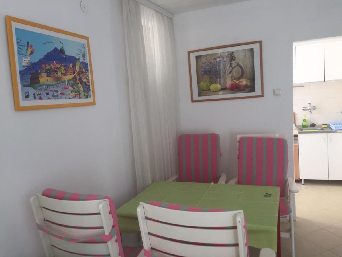 Apartment Perla - 150M From The Sea Novi Vinodolski Εξωτερικό φωτογραφία