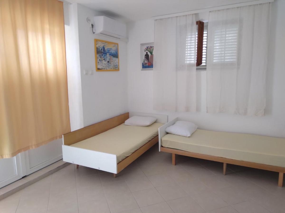 Apartment Perla - 150M From The Sea Novi Vinodolski Εξωτερικό φωτογραφία