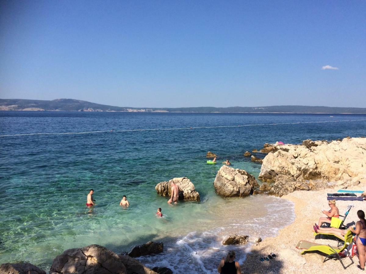 Apartment Perla - 150M From The Sea Novi Vinodolski Εξωτερικό φωτογραφία
